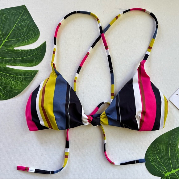 🌴RVCA Bolsa Knot Front Bikini Top🌴 - Picture 2 of 9